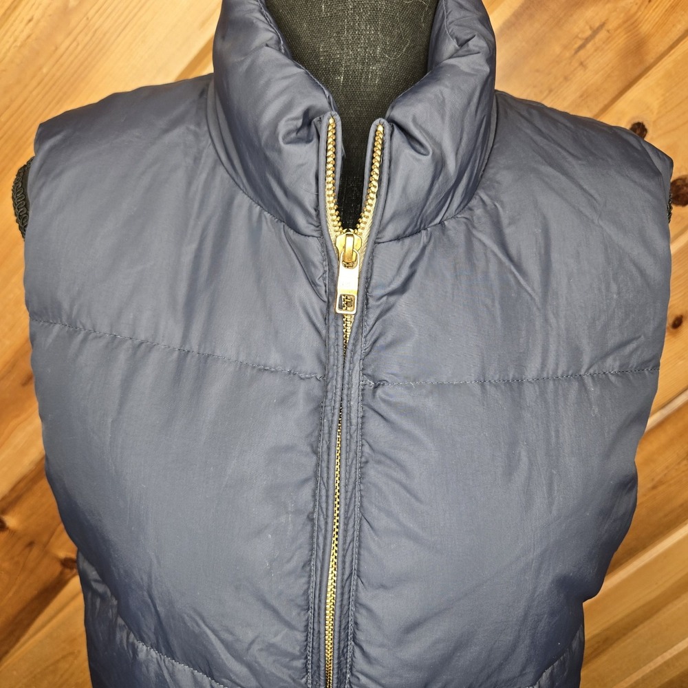 CLOSED Navy Puffer Vest Women's Large 80/20 Down Feather Zip Front - Picture 2 of 8